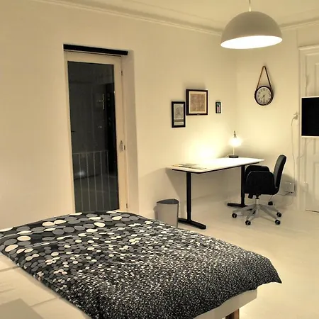 Economy - Zone Apartman *